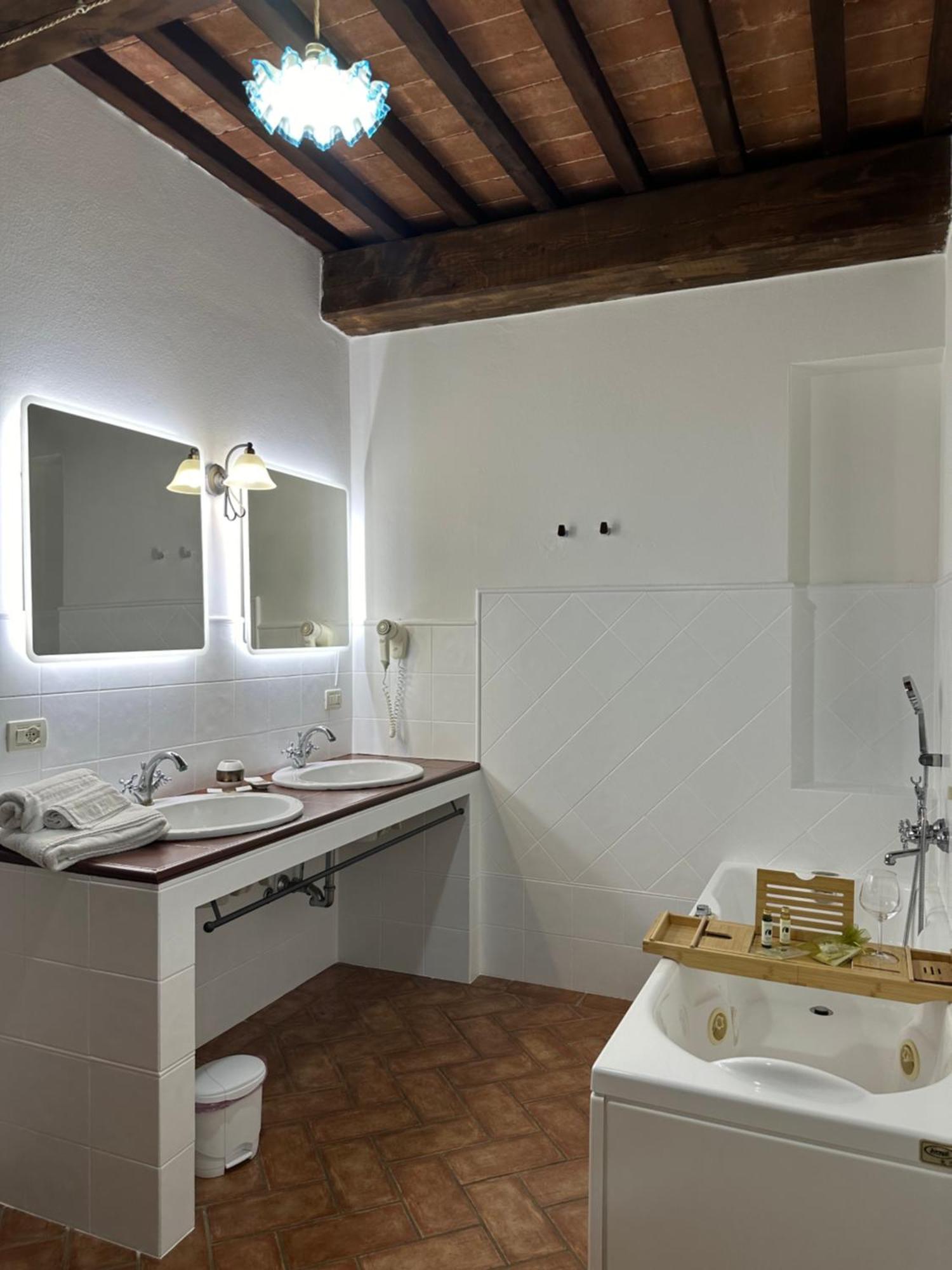 Villa Dunya Montepulciano Stazione エクステリア 写真