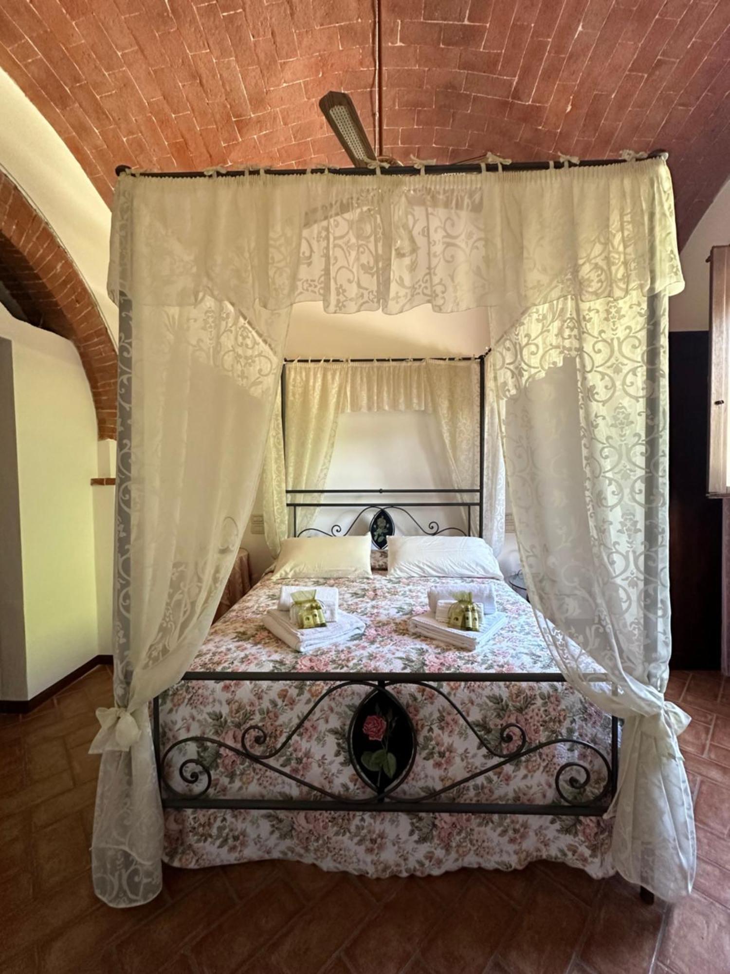 Villa Dunya Montepulciano Stazione エクステリア 写真